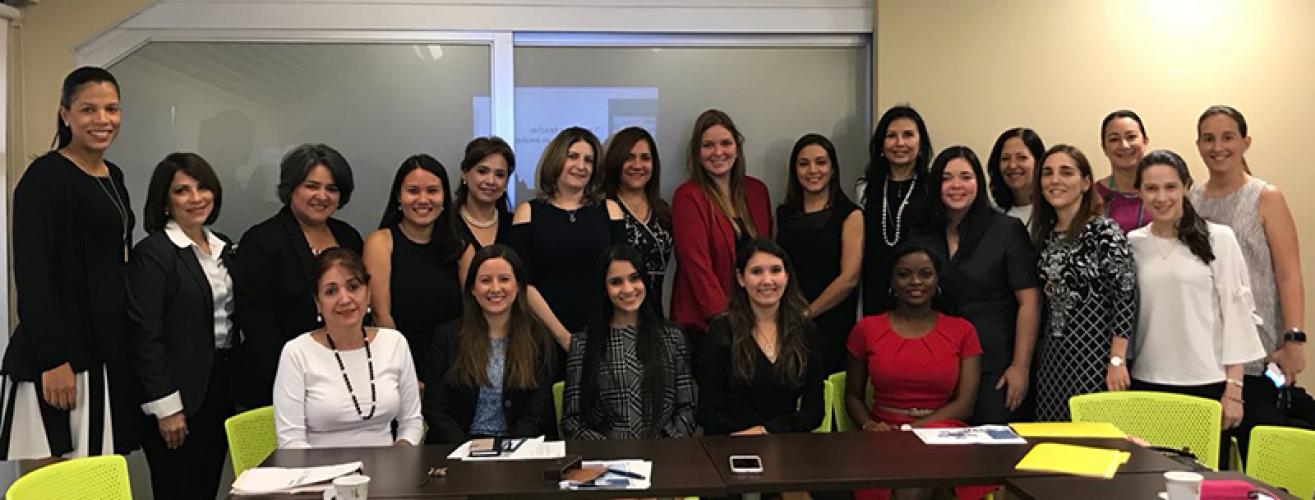 Alcogal associates participate in mentoring program for WIP Panama